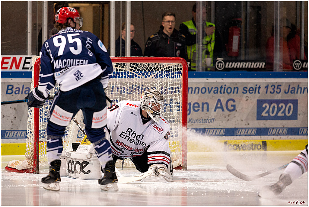 DEL; Iserlohn Roosters - Koelner Haie; Iserlohn, 28.02.2020